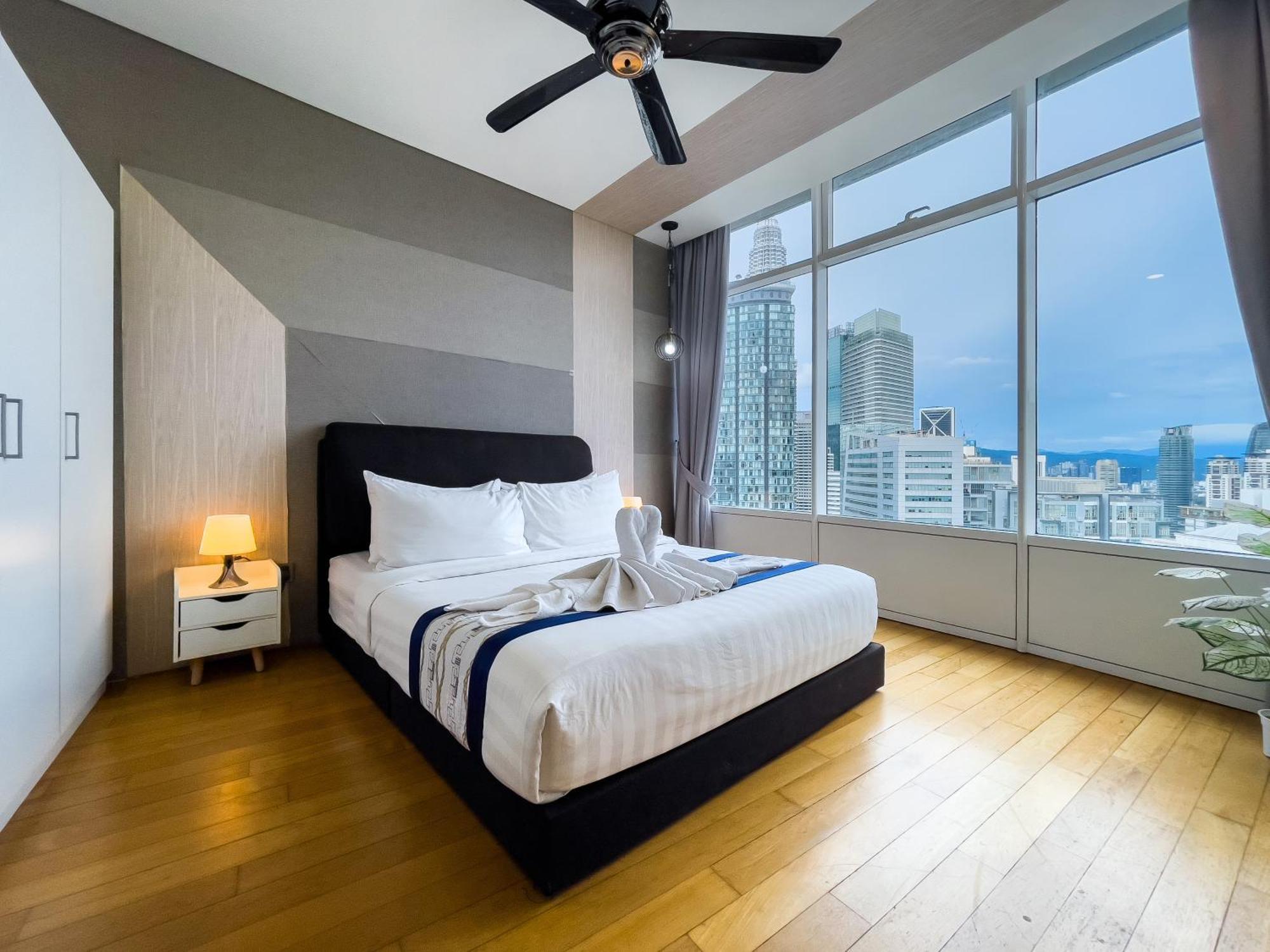 Vortex Suites Klcc By Blacknest Kuala Lumpur Exterior photo